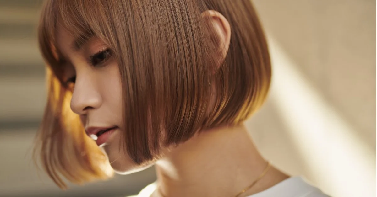 Coupe au carré court et dégradé, coiffure moderne femme