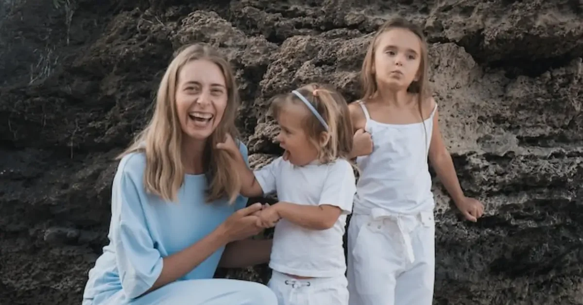 Qui sont les parents de Kelly Vedovelli